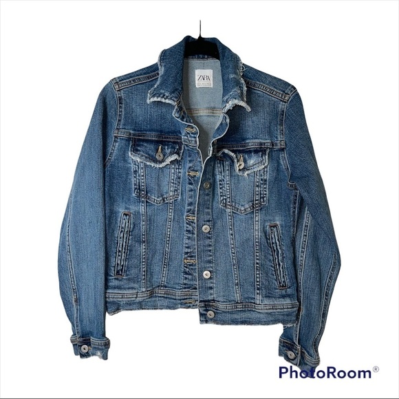 ZARA Distressed Medium Wash Denim Jean Jacket Size Medium Blogger Favorite - Picture 3 of 5